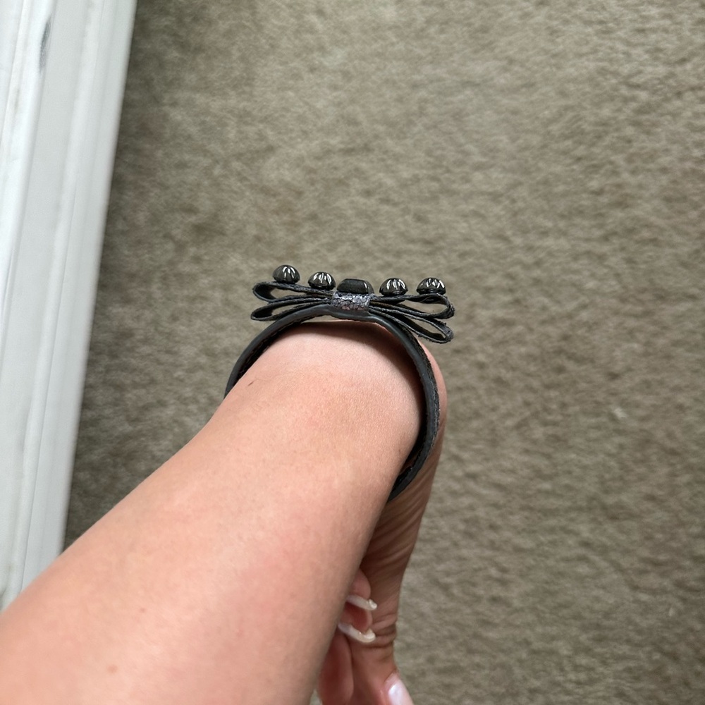Guess purple bow bracelet